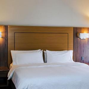 Standard King Room - Accessible