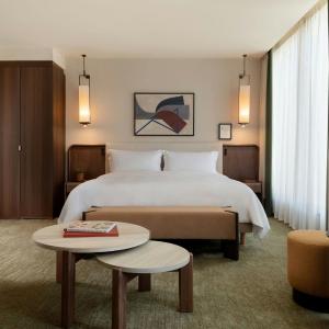 Executive King Suite with City View