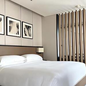 Junior King Suite