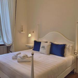 Deluxe Room with City View