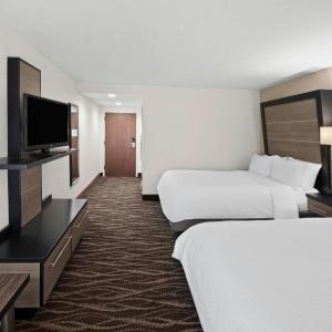 Standard Queen Room with Two Queen Beds
