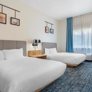 Double Room with Two Double Beds - Accessible/Non-Smoking