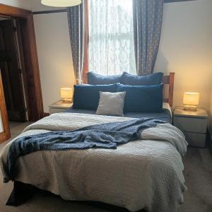 Deluxe Queen Suite