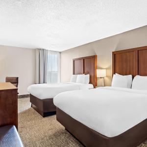 Double Room with Two Double Beds - Non-Smoking