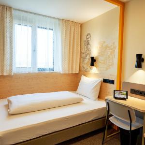 Basic Single Room