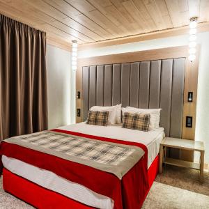 Deluxe Queen Room – Alpin Casa – Adults Only