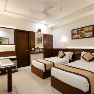 Deluxe Double or Twin Room