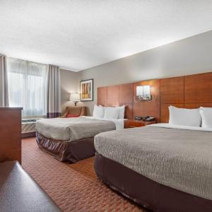 Queen Room with Two Queen Beds - Non-Smoking