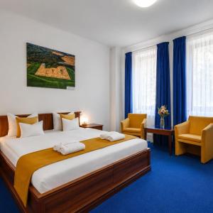 Superior Queen Room