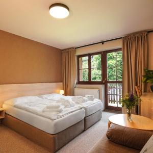 Two-Bedroom Apartment with Balcony