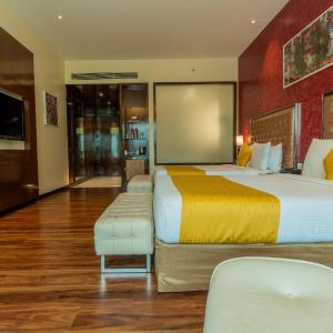 Twin Room with Balcony