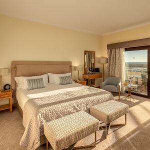 Double or Twin Room with Sea View