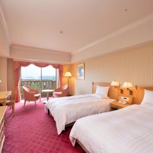 Twin Room with Park View