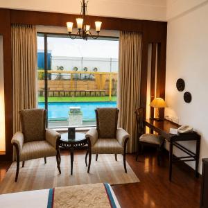 Deluxe Double or Twin Room with Pool View