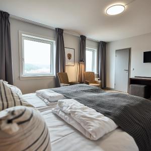 Captain Room
