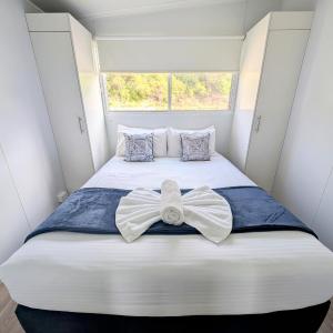 Beachfront Studio - 1 Bedroom (Sleeps 6)
