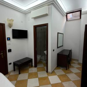 Economy Single Room