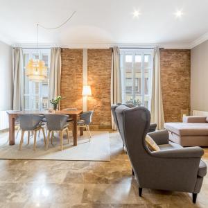 2 BEDROOM APARTMENT ( 8 PAX) 33