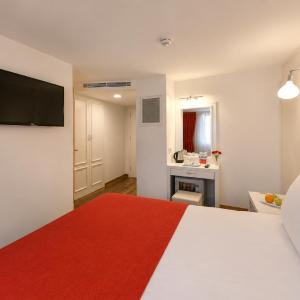 Double Room - Basement Floor