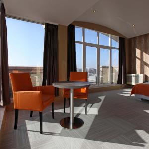 Penthouse Suite