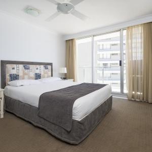 One Bedroom Superior Beachfront Apartment