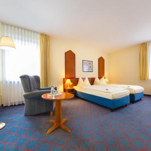 Double Room (smoking room)
