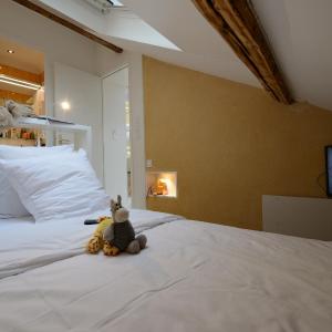 One-Bedroom Apartment - B4DF Peace & Love
