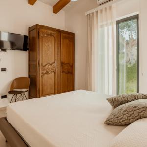 Suite with Pool View