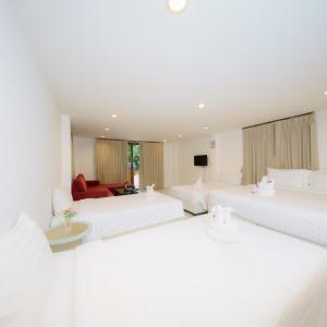 Family Room 5 Persons