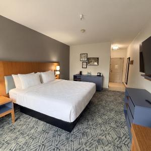 King Room - Non-Smoking