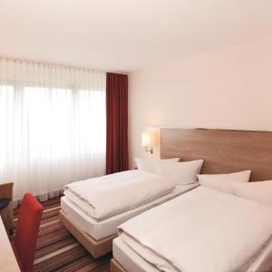 Comfort King Room - Convertible into Two Single Beds