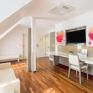 Junior Suite with Double Bed