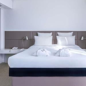 Executive Queen Room with Balcony