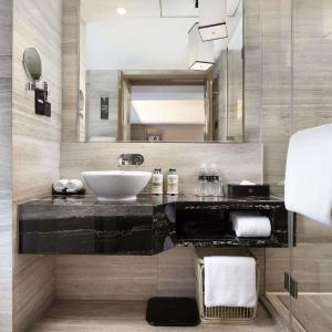 Executive Room with Two Twin Beds