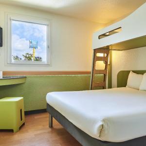 Double Room with Bunk Bed