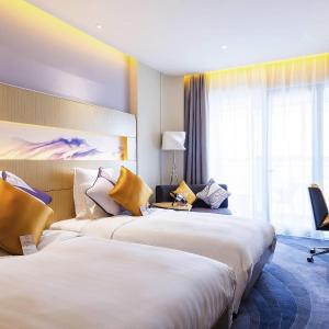 Premier Twin Room