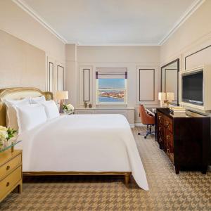 Fairmont Gold Suite