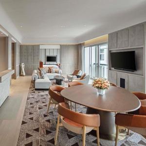 King Suite with Three Balconies and Lounge Access
