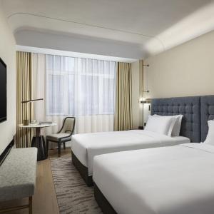 Premier Twin Room