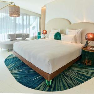 Junior King Suite with Forest View