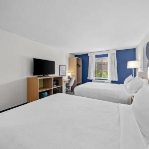 Queen Room with Two Queen Beds