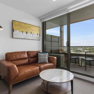 One Bedroom Apartment with Twin Beds and Balcony