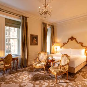 Grand Luxe Room