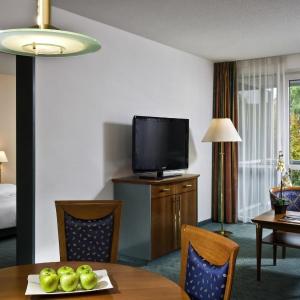 Suite with One Double Bed and Balcony