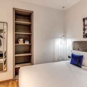 Standard Room with One Double Bed or Two Single Bed Internal view