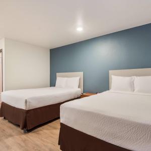 Double Room with Two Double Beds - Non-Smoking