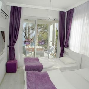 Twin Room with Sea View