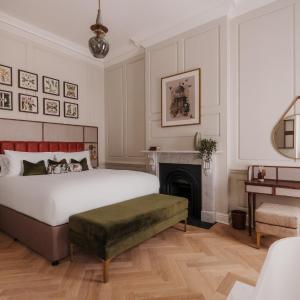 Deluxe Double Room with Bath