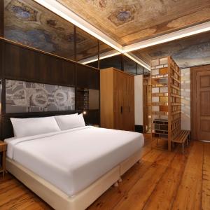 Collection Suite