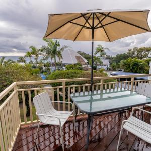 Two-Bedroom Deluxe Apartment with Ocean View